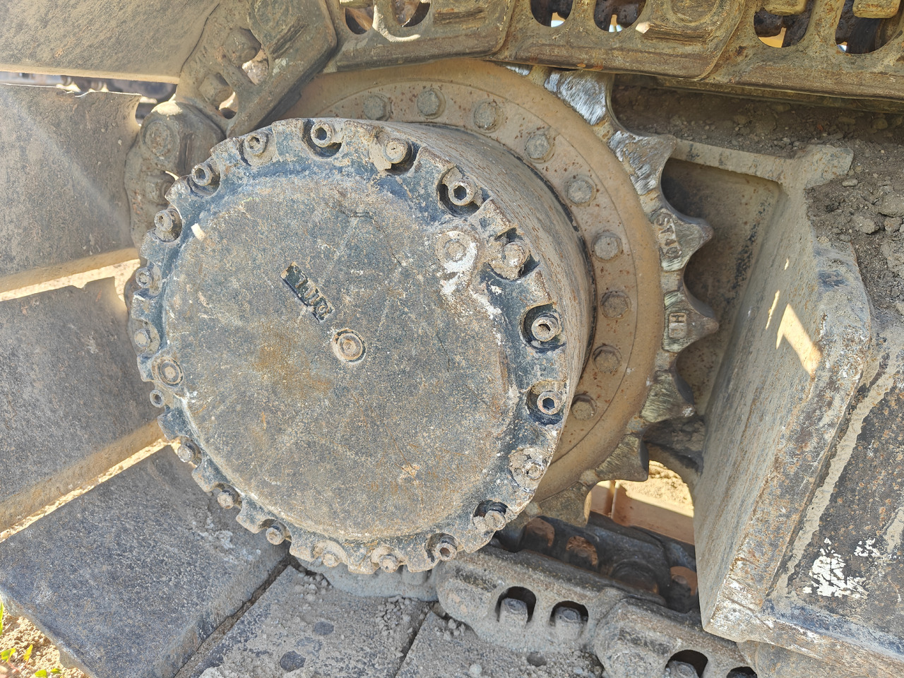 Crawler excavator Hyundai Robex 210LC-7: picture 10