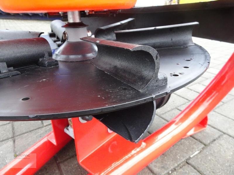 New Sand/ Salt spreader Dexwal Salzstreuer Düngerstreuer Streuer Trichterstreuer 400 Liter: picture 11