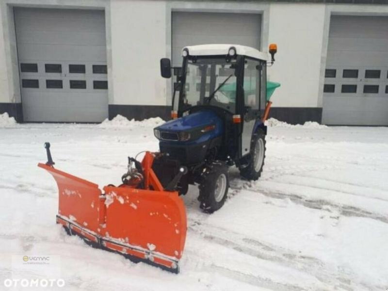 Farmtrac Farmtrac 26 26PS Winterdienst Traktor Schneeschild Streuer NEU - Municipal tractor: picture 2 Farmtrac Farmtrac 26 26PS Winterdienst Traktor Schneeschild Streuer NEU - Municipal tractor: picture 2