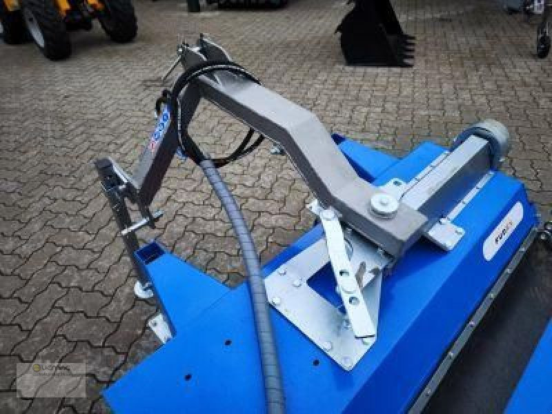 Vemac Kehrmaschine FM180 180cm Kehrbesen Bürste Traktor Zapfwelle NEU - Broom: picture 5 Vemac Kehrmaschine FM180 180cm Kehrbesen Bürste Traktor Zapfwelle NEU - Broom: picture 5
