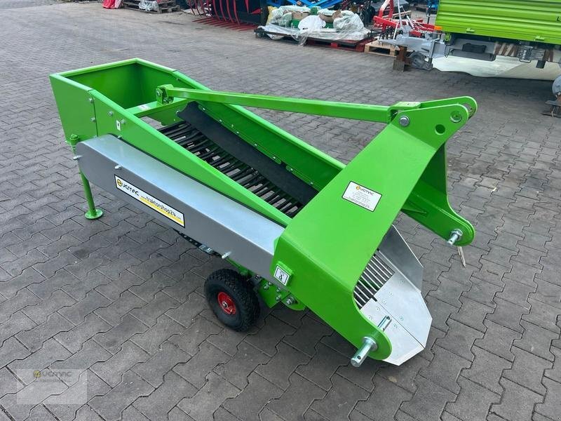 Vemac Siebkettenroder Bomet UPUS Z656 1reihig Gummi Kartoffelroder NEU - Potato harvester: picture 2 Vemac Siebkettenroder Bomet UPUS Z656 1reihig Gummi Kartoffelroder NEU - Potato harvester: picture 2