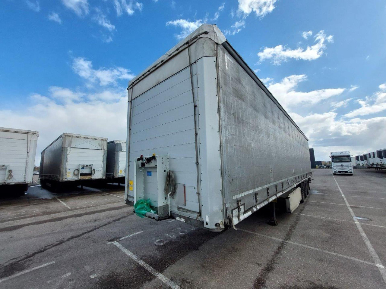 2019 Schmitz Cargobull SCS24/L Lifting Axle - Curtainsider semi-trailer: picture 5 2019 Schmitz Cargobull SCS24/L Lifting Axle - Curtainsider semi-trailer: picture 5