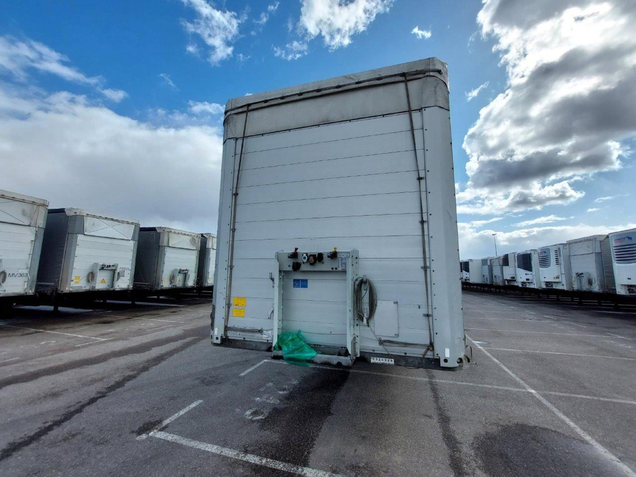 2019 Schmitz Cargobull SCS24/L Lifting Axle - Curtainsider semi-trailer: picture 1 2019 Schmitz Cargobull SCS24/L Lifting Axle - Curtainsider semi-trailer: picture 1