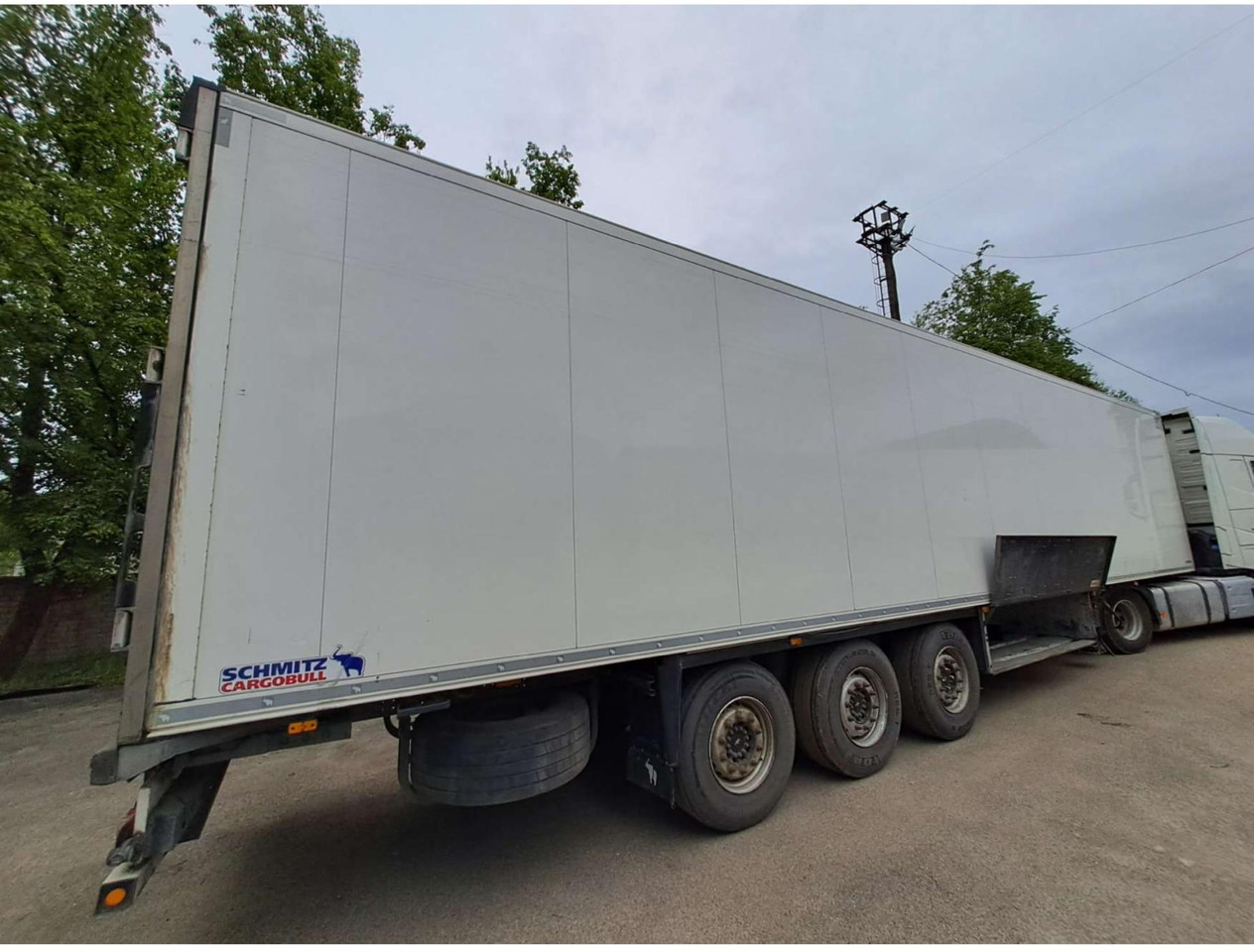2019 Schmitz Cargobull SKO FP 60 ThermoKing SLXi 300 - Refrigerator semi-trailer: picture 2 2019 Schmitz Cargobull SKO FP 60 ThermoKing SLXi 300 - Refrigerator semi-trailer: picture 2