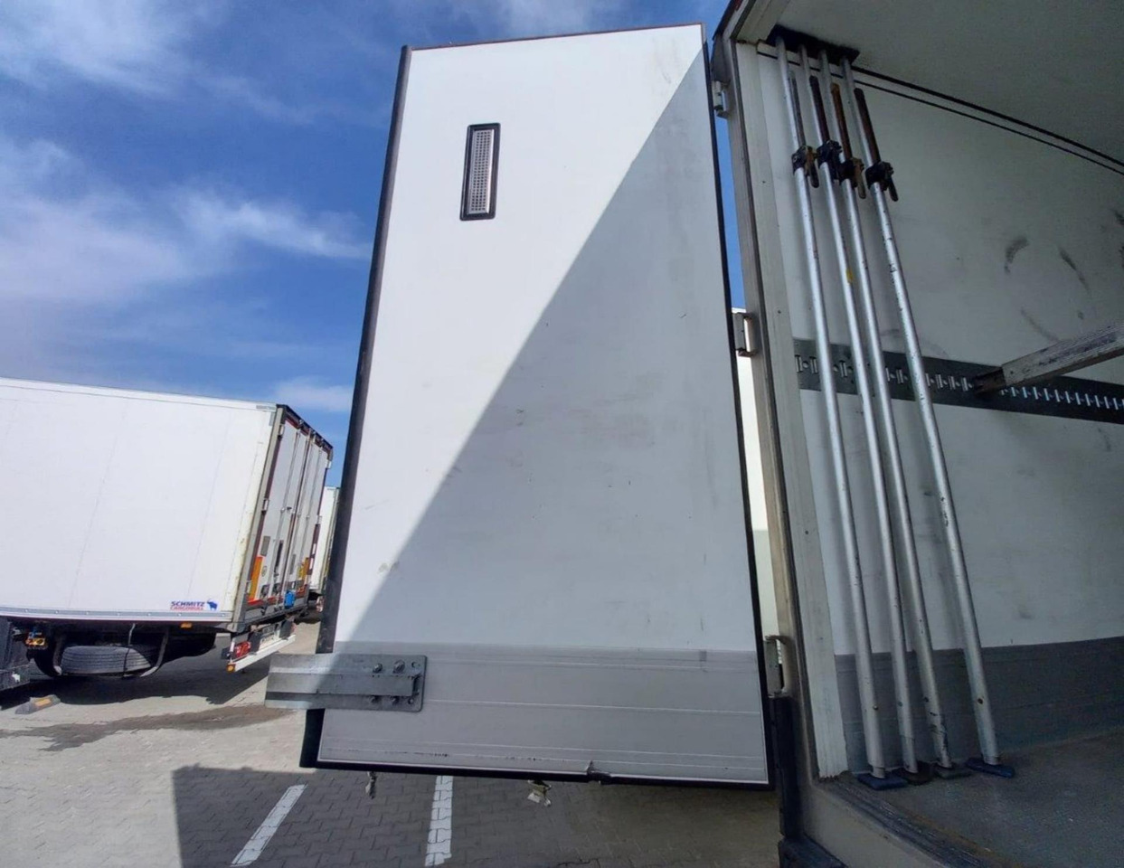 2020 Schmitz Cargobull SKO FP 60 ThermoKing SLXi 300 - Refrigerator semi-trailer: picture 5 2020 Schmitz Cargobull SKO FP 60 ThermoKing SLXi 300 - Refrigerator semi-trailer: picture 5