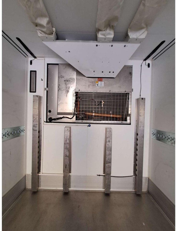 2020 Schmitz Cargobull SKO FP 60 ThermoKing SLXi 300 - Refrigerator semi-trailer: picture 4 2020 Schmitz Cargobull SKO FP 60 ThermoKing SLXi 300 - Refrigerator semi-trailer: picture 4