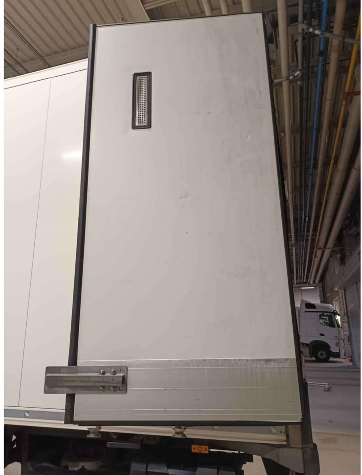 2020 Schmitz Cargobull SKO FP 60 ThermoKing SLXi 300 - Refrigerator semi-trailer: picture 2 2020 Schmitz Cargobull SKO FP 60 ThermoKing SLXi 300 - Refrigerator semi-trailer: picture 2