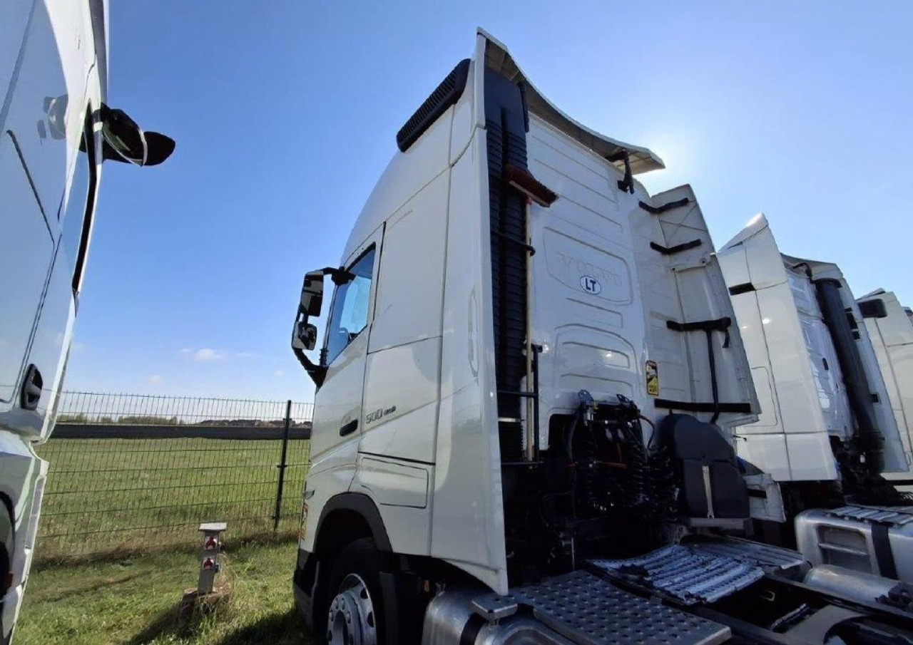2022 Volvo FH 500 Globetrotter XL Varios - Tractor unit: picture 3 2022 Volvo FH 500 Globetrotter XL Varios - Tractor unit: picture 3