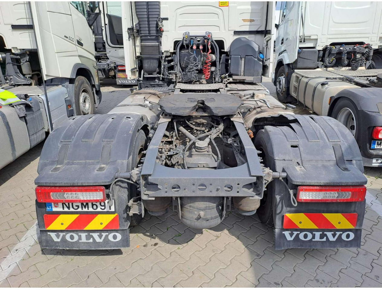 2023 Volvo FH 460 Globetrotter XL Varios i-Save - Tractor unit: picture 5 2023 Volvo FH 460 Globetrotter XL Varios i-Save - Tractor unit: picture 5