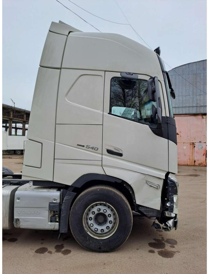 2023 Volvo FH 540 Globetrotter XL Retarder - Tractor unit: picture 3 2023 Volvo FH 540 Globetrotter XL Retarder - Tractor unit: picture 3