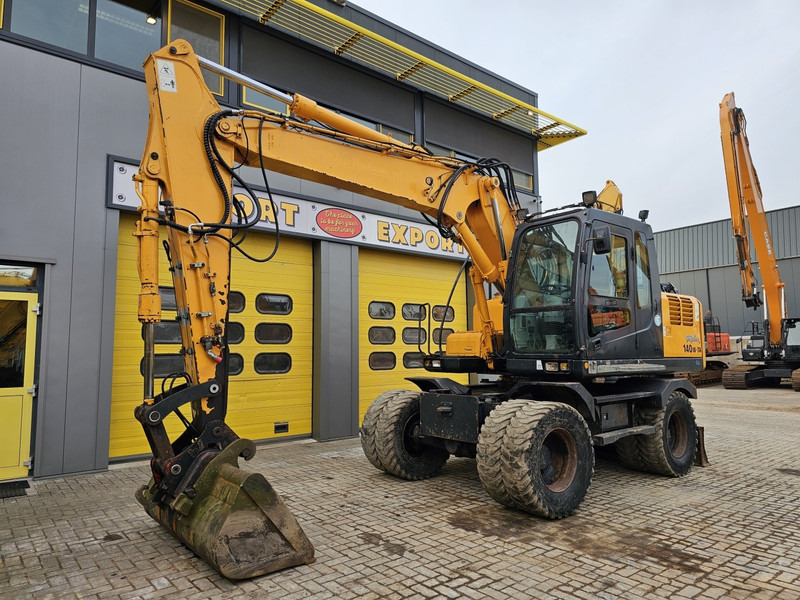 Hyundai R140W-7A - Wheel excavator: picture 2 Hyundai R140W-7A - Wheel excavator: picture 2
