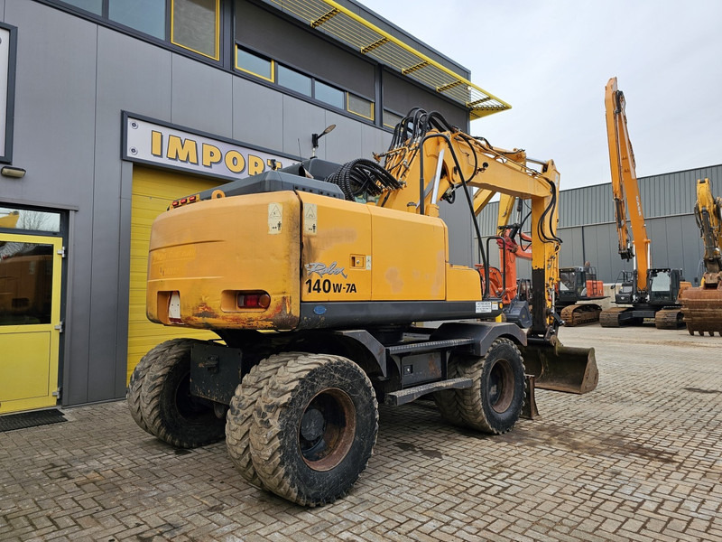 Hyundai R140W-7A - Wheel excavator: picture 4 Hyundai R140W-7A - Wheel excavator: picture 4