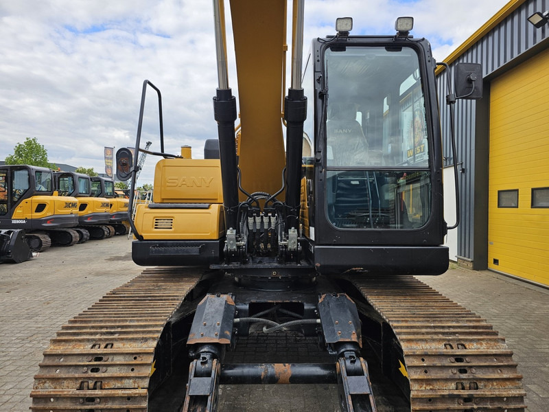 Crawler excavator Sany SY135C: picture 8