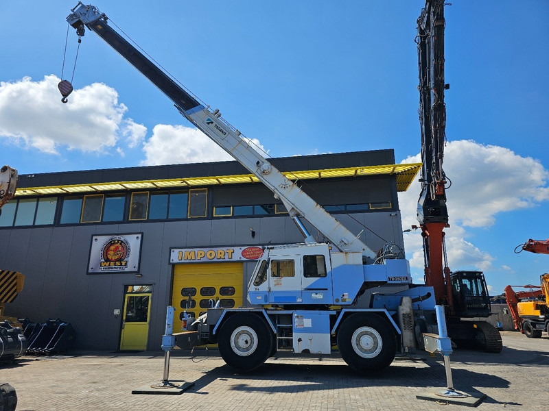 Tadano TR250E - All terrain crane: picture 1 Tadano TR250E - All terrain crane: picture 1