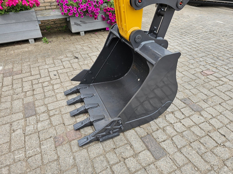 New Mini excavator XCMG XE60GA: picture 15