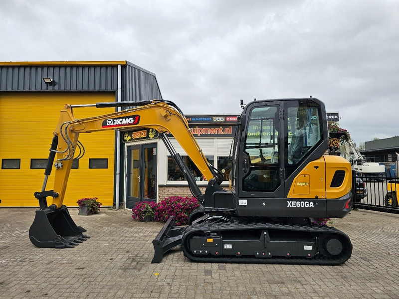 XCMG XE60GA - Mini excavator: picture 1 XCMG XE60GA - Mini excavator: picture 1