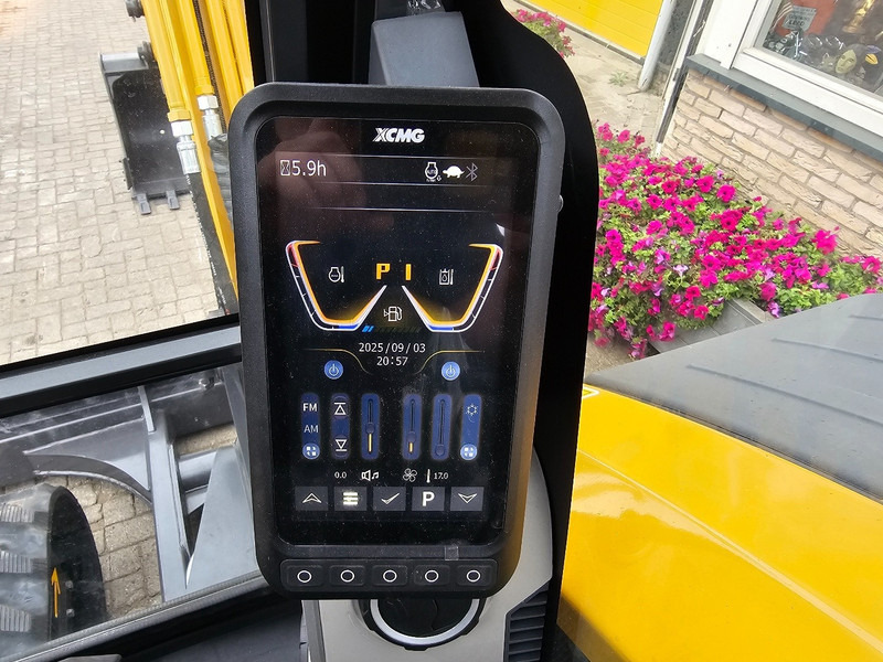 New Mini excavator XCMG XE60GA: picture 12