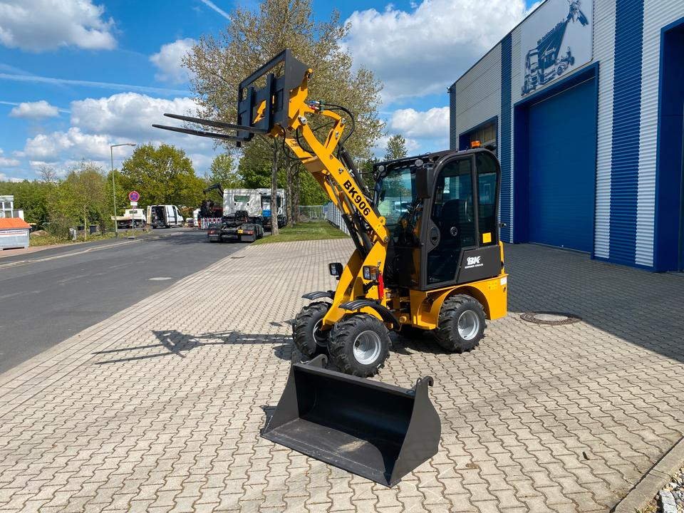 Compact loader Radlader / Hoflader BK906 mit Kabine *INKL.19% MWST*PERKINS*BERGER KRAUS*GABELPAKET*CE*EURO*: picture 6