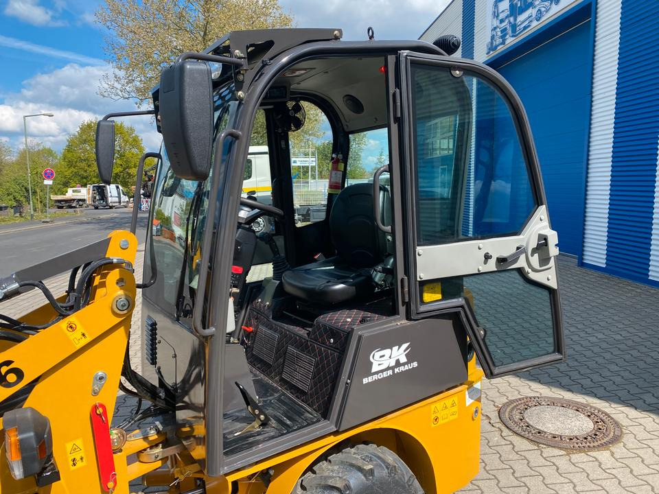 Compact loader Radlader / Hoflader BK906 mit Kabine *INKL.19% MWST*PERKINS*BERGER KRAUS*GABELPAKET*CE*EURO*: picture 9