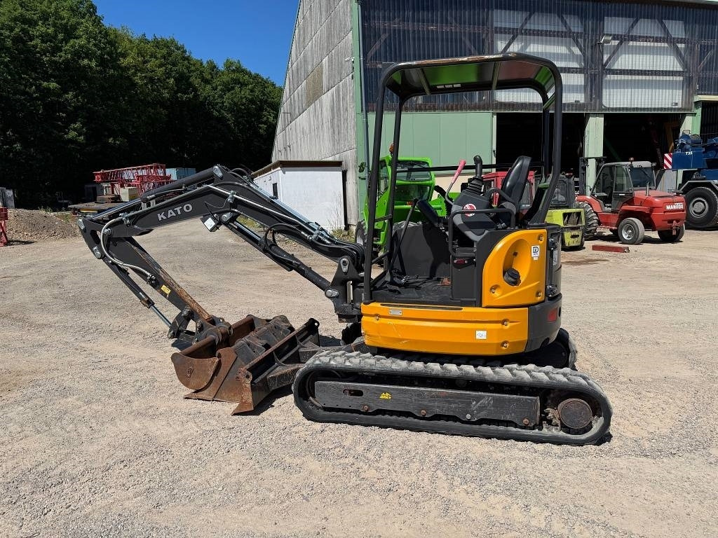 Kato imer HD33V5 - Mini excavator: picture 4 Kato imer HD33V5 - Mini excavator: picture 4