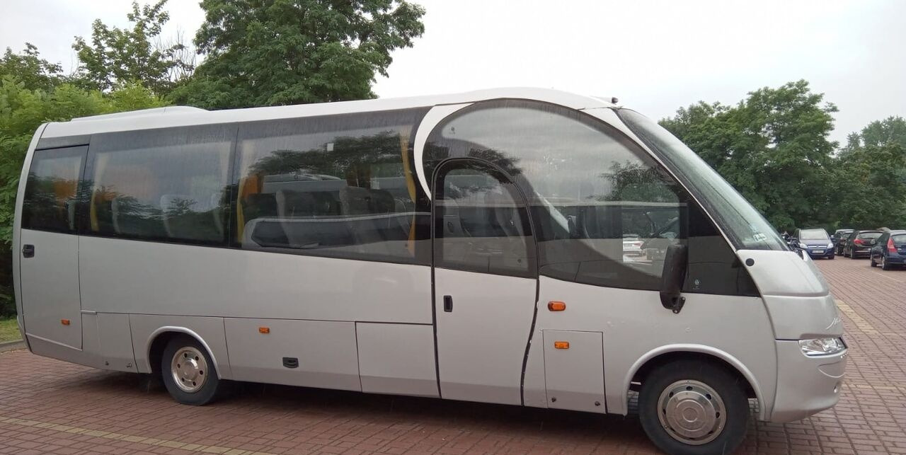 Mercedes-Benz MAGO 2 / VARIO / BELUGA / XXL / 34 PLACE - Suburban bus: picture 1 Mercedes-Benz MAGO 2 / VARIO / BELUGA / XXL / 34 PLACE - Suburban bus: picture 1