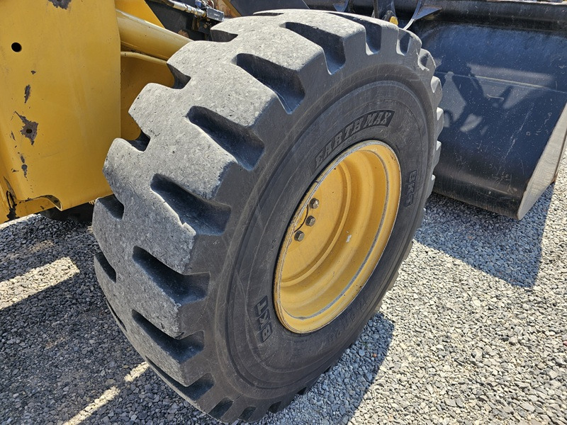 Wheel loader CATERPILLAR IT14G: picture 19