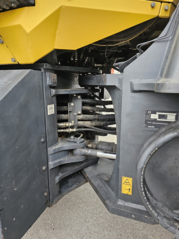 Wheel loader KOMATSU WA470-7: picture 12