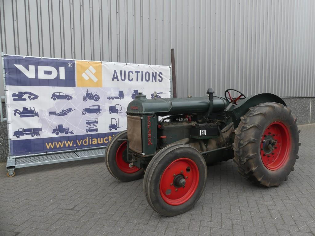 Fordson F - Farm tractor: picture 1 Fordson F - Farm tractor: picture 1