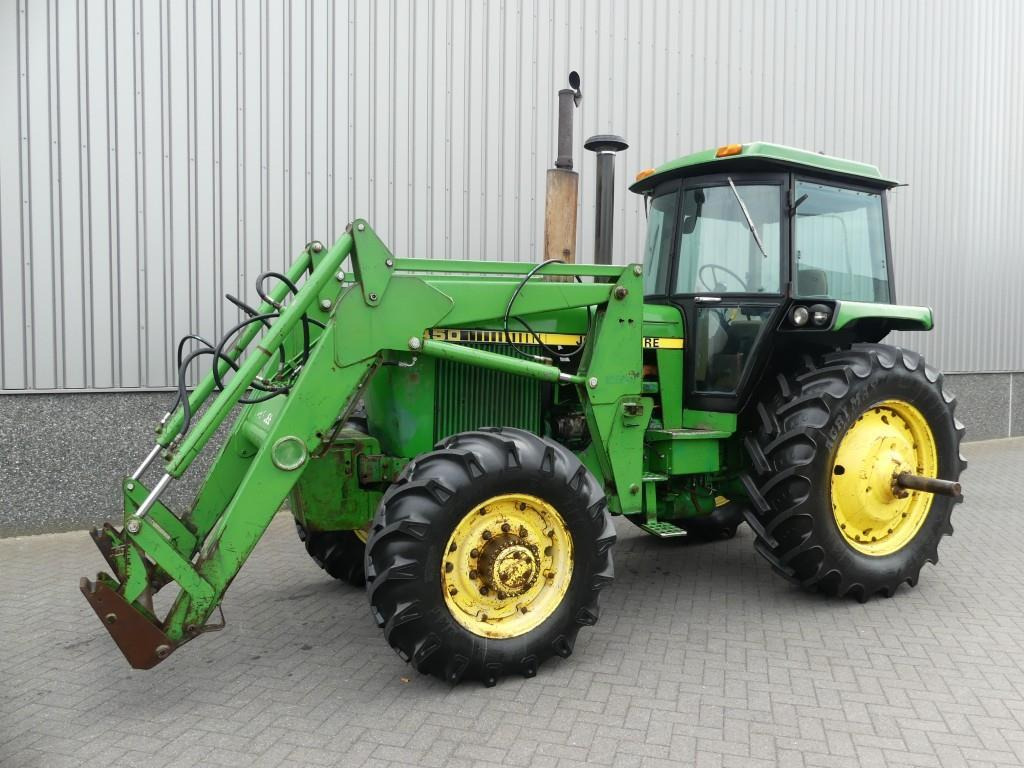 John-Deere 4450 - Farm tractor: picture 1 John-Deere 4450 - Farm tractor: picture 1