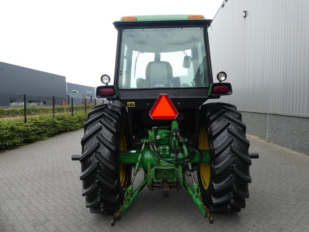 John-Deere 4450 - Farm tractor: picture 5 John-Deere 4450 - Farm tractor: picture 5