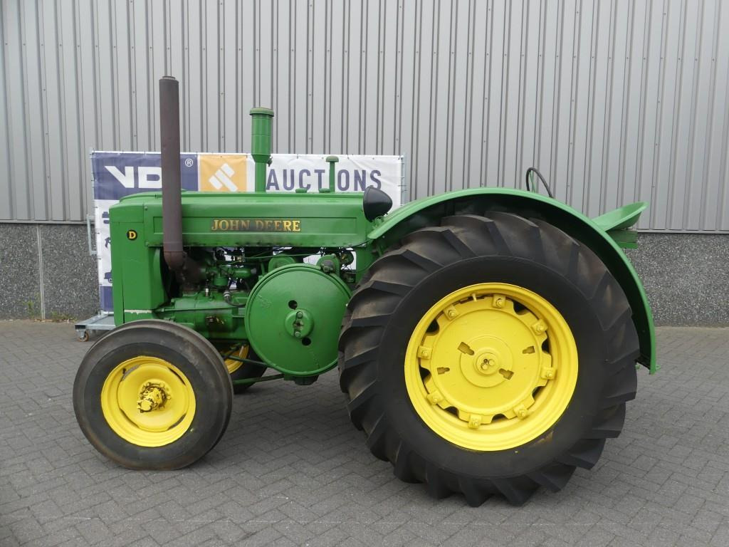 John-Deere D - Farm tractor: picture 2 John-Deere D - Farm tractor: picture 2