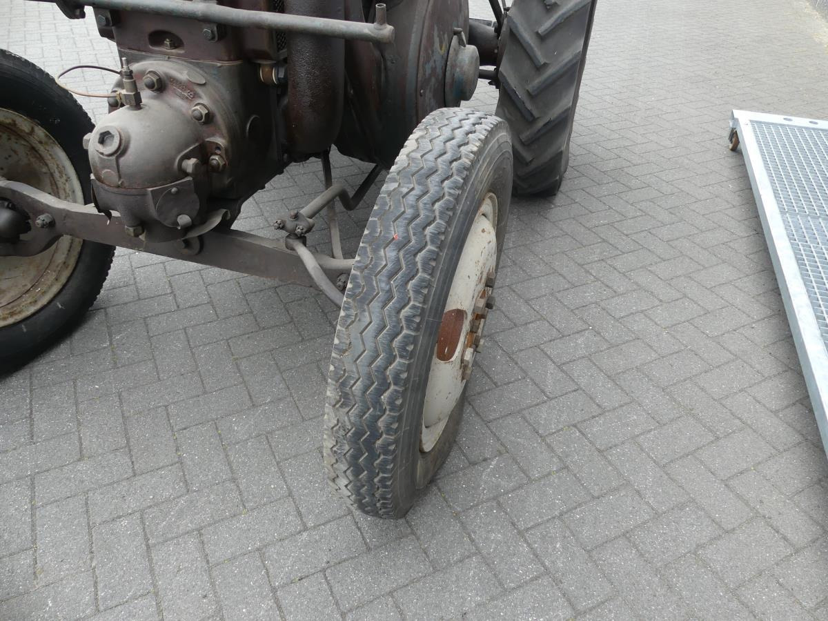 Farm tractor Lanz-Bulldog 20: picture 25