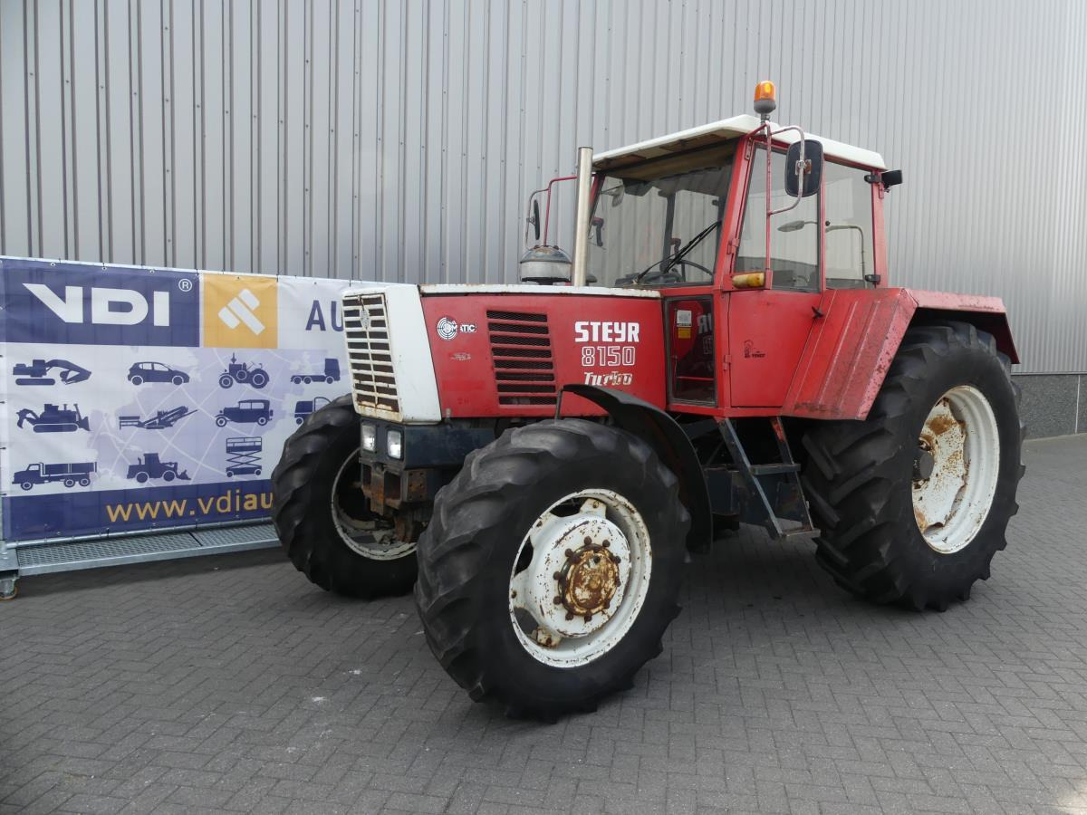 Steyr 8150 - Farm tractor: picture 2 Steyr 8150 - Farm tractor: picture 2