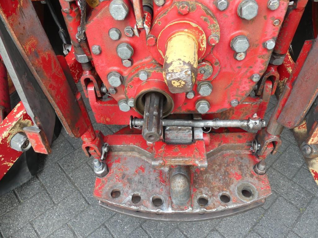 Farm tractor Volvo BM 2654: picture 16