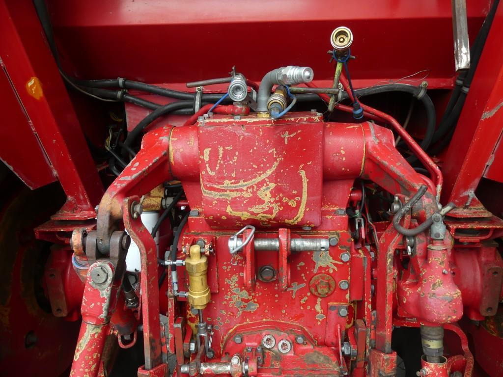 Farm tractor Volvo BM 2654: picture 9