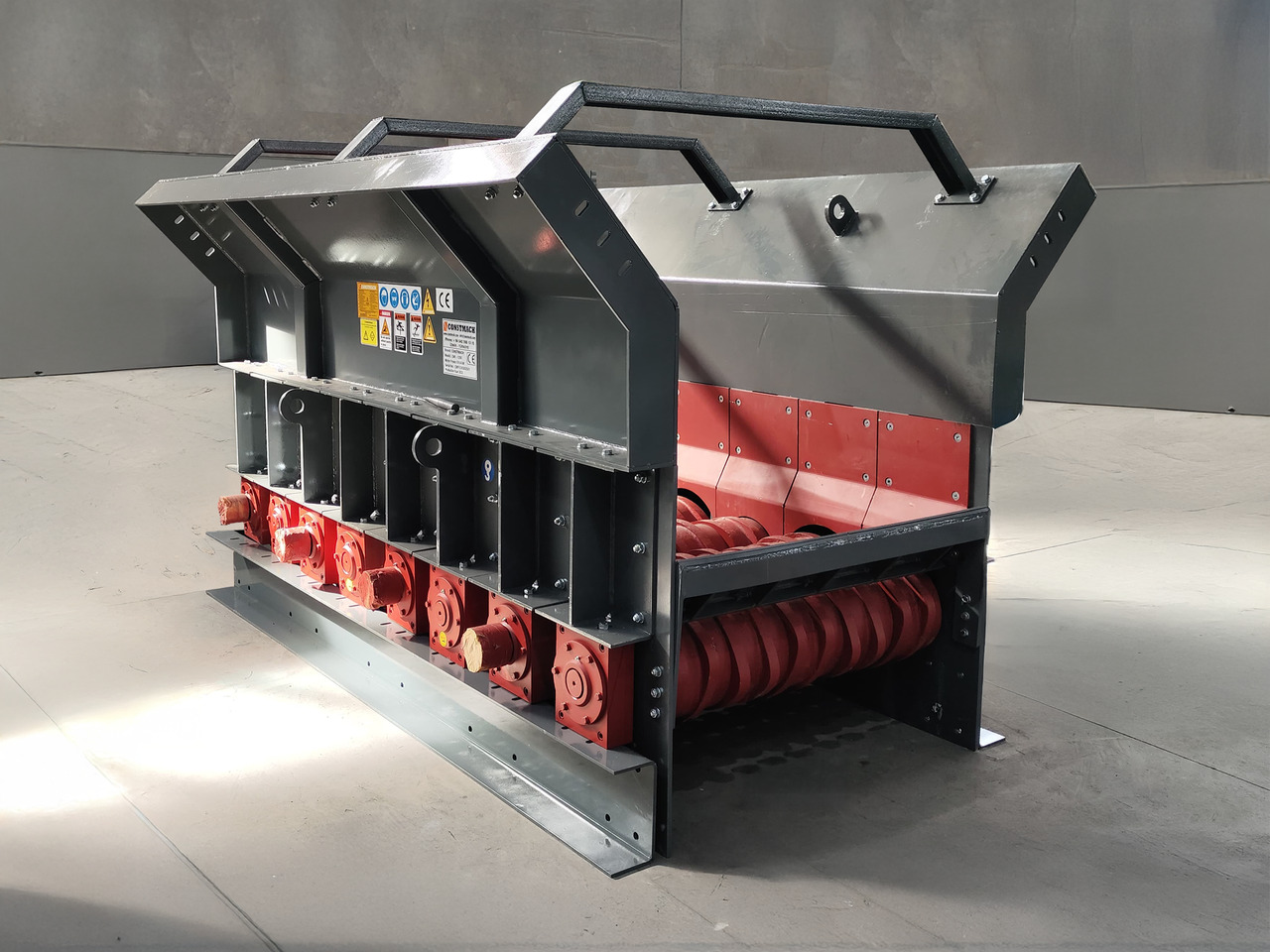 CONSTMACH High-Performance Wobbler Feeder for Continuous Material Flow | Industrial-Grade Feeder System - Mining machinery: picture 1 CONSTMACH High-Performance Wobbler Feeder for Continuous Material Flow | Industrial-Grade Feeder System - Mining machinery: picture 1