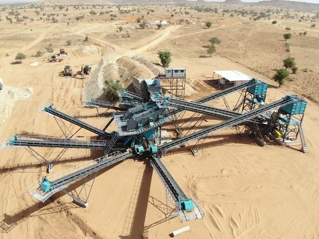 New Crusher Constmach Stationary Stone Crushing and Screening Plant 50 to 1,000 TPH: picture 5