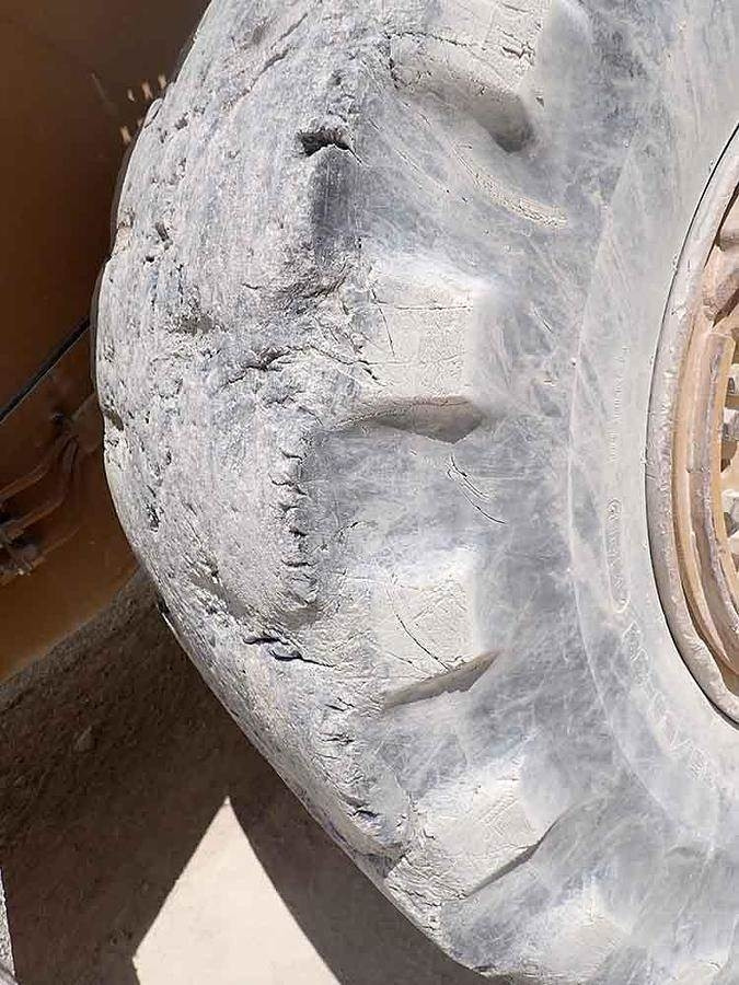 Wheel loader CAT 988K: picture 24