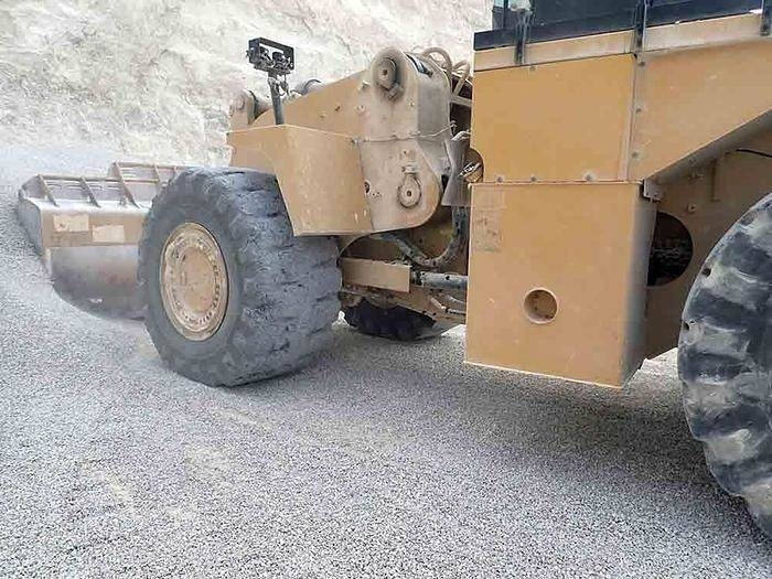 Wheel loader CAT 988K: picture 35