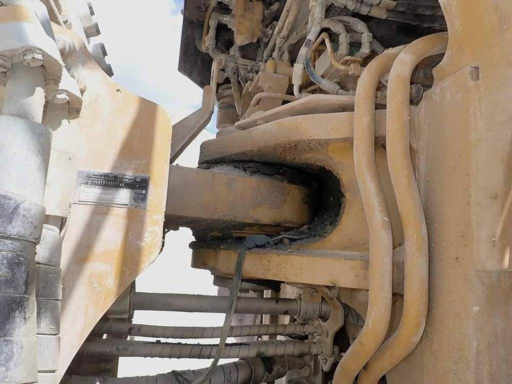 Wheel loader CAT 988K: picture 28