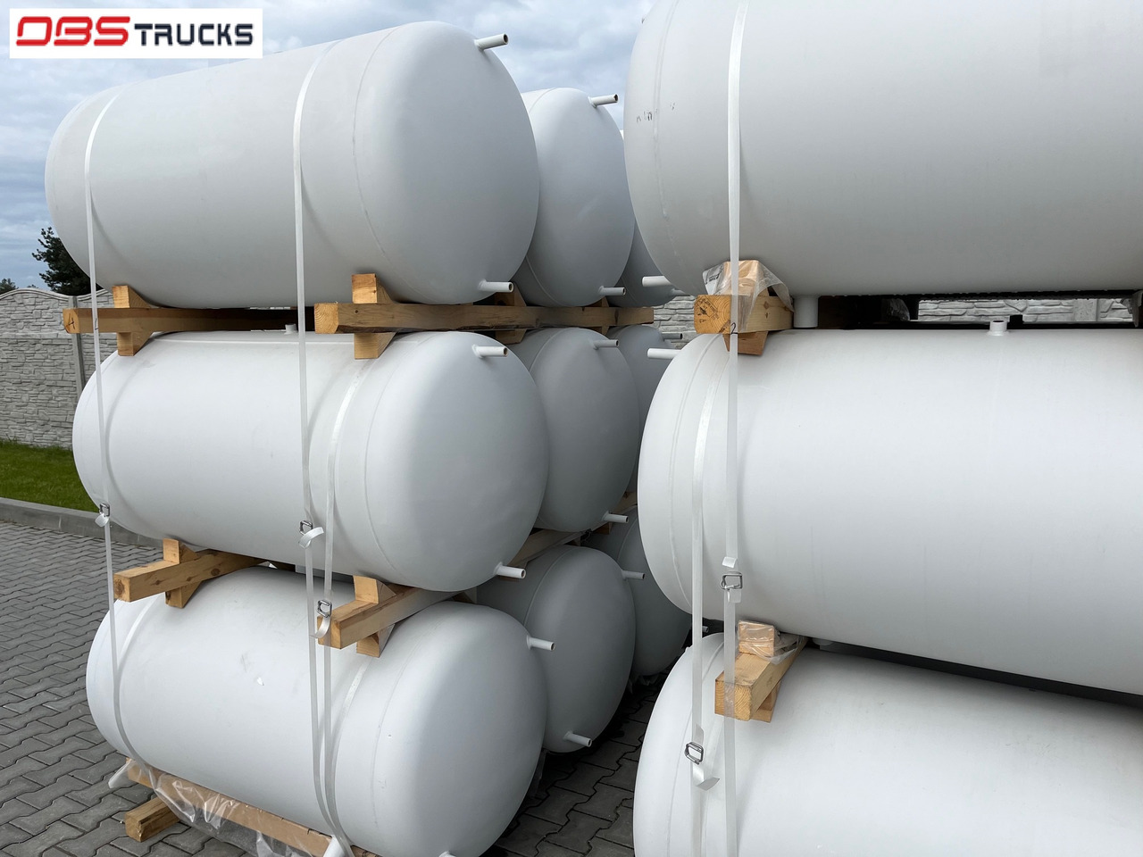 Water pressure tank - Spare parts for Truck: picture 3 Water pressure tank - Spare parts for Truck: picture 3