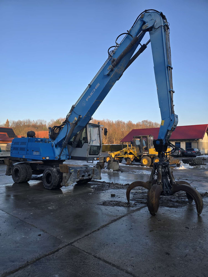 FUCHS MHL 331 - Waste/ Industry handler: picture 5 FUCHS MHL 331 - Waste/ Industry handler: picture 5