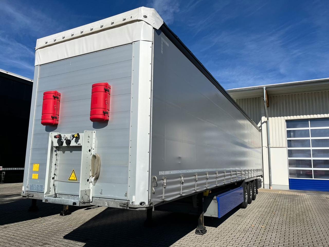 Schmitz Cargobull SCS 24 Bordwand - Curtainsider semi-trailer: picture 2 Schmitz Cargobull SCS 24 Bordwand - Curtainsider semi-trailer: picture 2