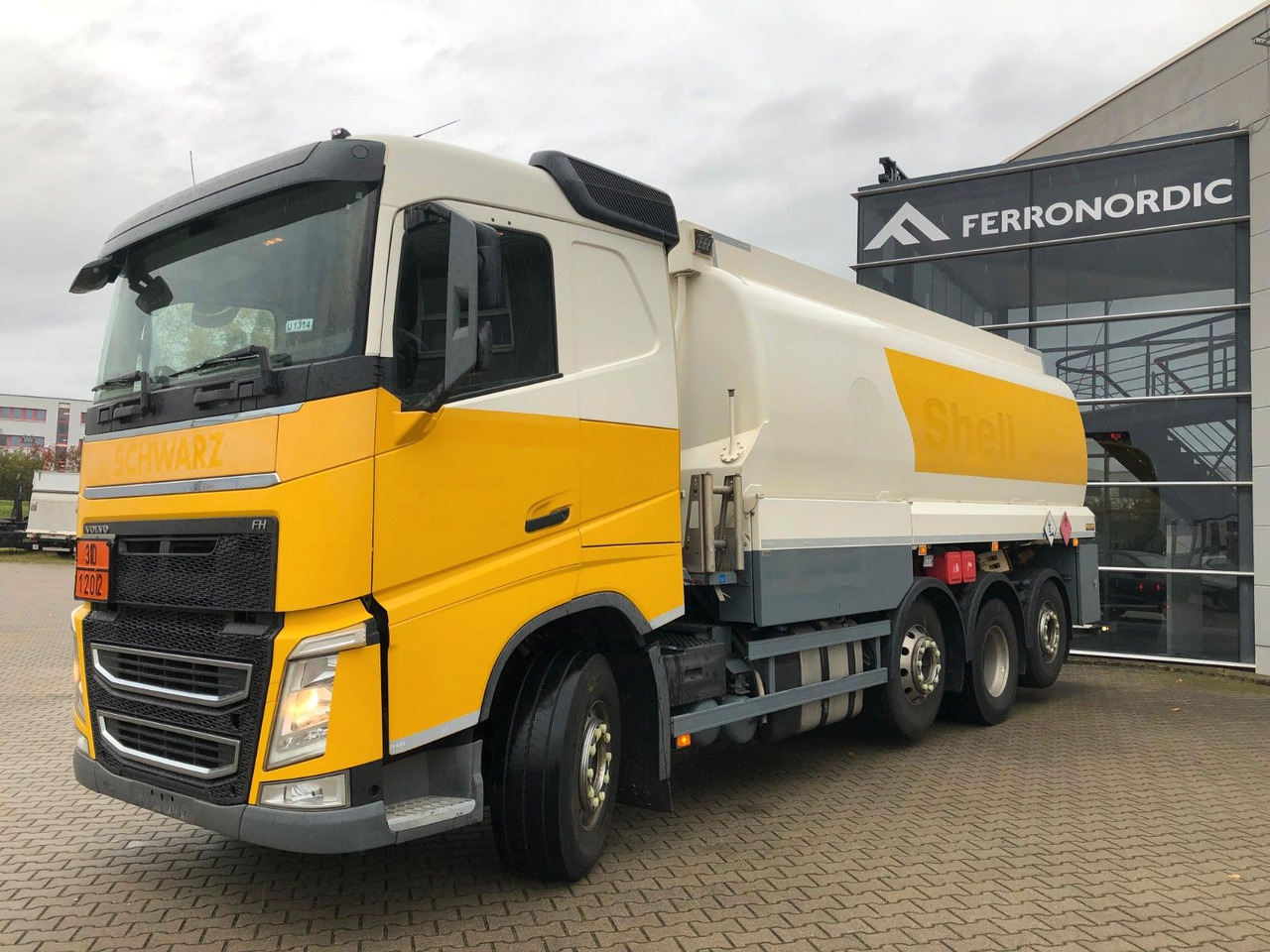 Volvo FH420 Tridem*ADR*3 Kammern 26700LT*ROHR*Sening - Tank truck: picture 3 Volvo FH420 Tridem*ADR*3 Kammern 26700LT*ROHR*Sening - Tank truck: picture 3
