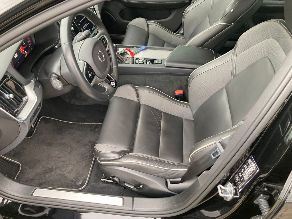 Volvo S60 T5 Lim. R-Design - Car: picture 4 Volvo S60 T5 Lim. R-Design - Car: picture 4