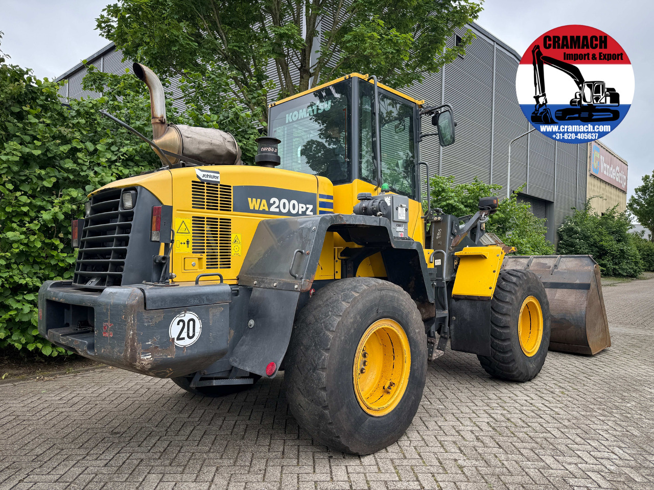 KOMATSU WA200PZ-6 - Wheel loader: picture 4 KOMATSU WA200PZ-6 - Wheel loader: picture 4