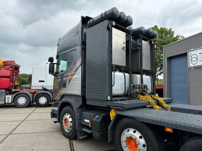 Scania R580 V8 8x4/4 HNA - Tractor unit: picture 3 Scania R580 V8 8x4/4 HNA - Tractor unit: picture 3