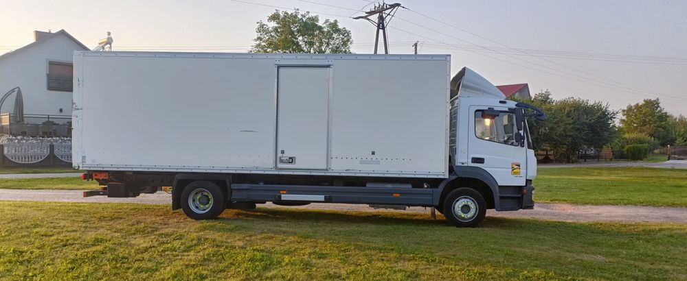 Mercedes-Benz Atego - Refrigerator truck: picture 4 Mercedes-Benz Atego - Refrigerator truck: picture 4