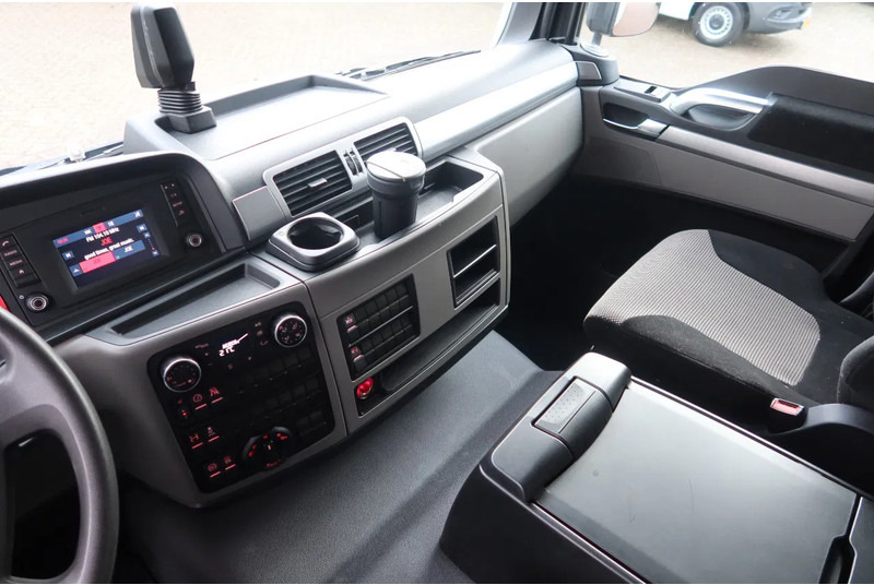 MAN TGM 18.290 Full AIR Thermoking T 1200R Koel/Vries Bi-Temp + Dollandia klep 2500 KG+ extra accu set - Refrigerator truck: picture 5 MAN TGM 18.290 Full AIR Thermoking T 1200R Koel/Vries Bi-Temp + Dollandia klep 2500 KG+ extra accu set - Refrigerator truck: picture 5