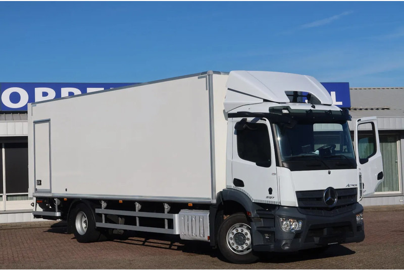Mercedes-Benz Actros 2127L Bak+ Klep 2000kg Euro6 - Box truck: picture 2 Mercedes-Benz Actros 2127L Bak+ Klep 2000kg Euro6 - Box truck: picture 2